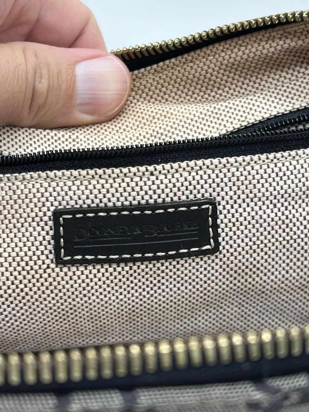 Dooney & Bourke Satchel Bag Womens Medium Gray Logo Canvas Leather Zip Purse